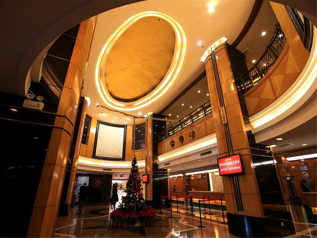 Gardford International Hotel Guangzhou Buitenkant foto