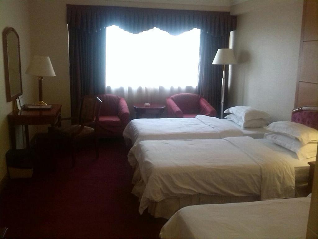 Gardford International Hotel Guangzhou Buitenkant foto