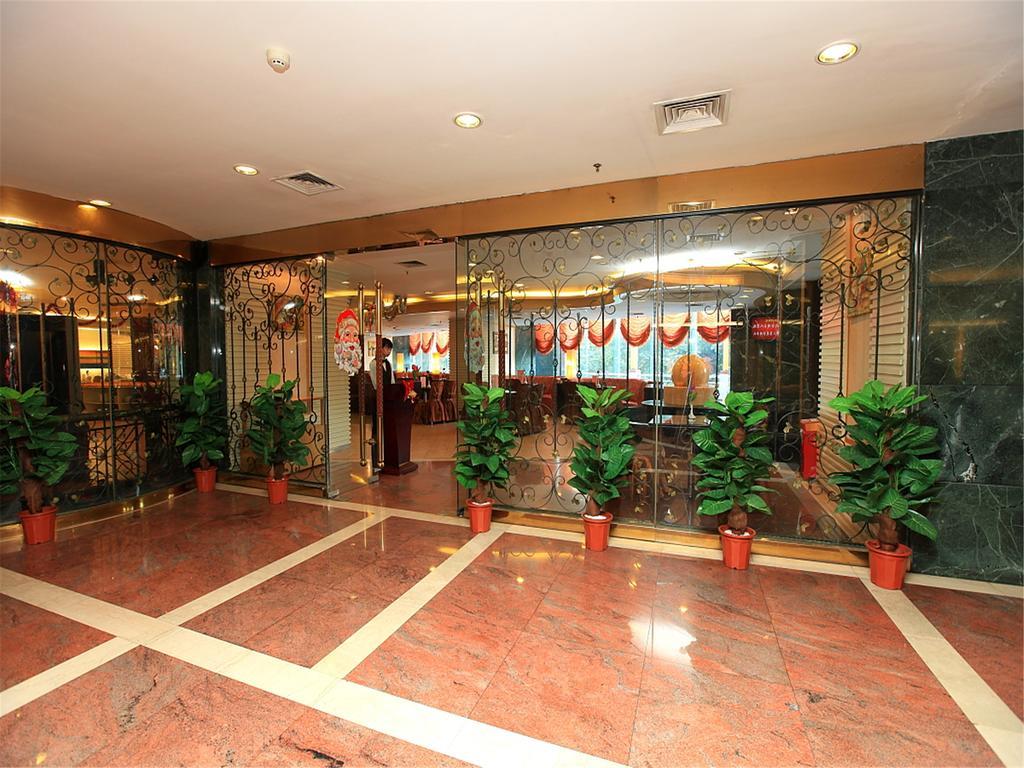 Gardford International Hotel Guangzhou Buitenkant foto