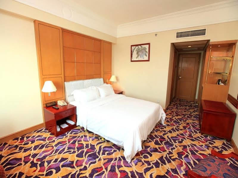 Gardford International Hotel Guangzhou Buitenkant foto